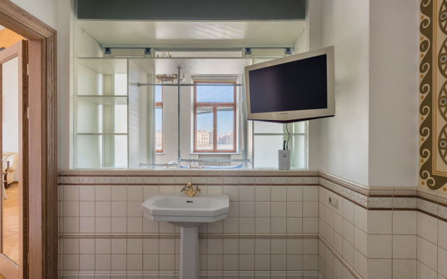 Апартаменты a.m. Rooms Neva River View (Angliyskaya Naberezhnaya)