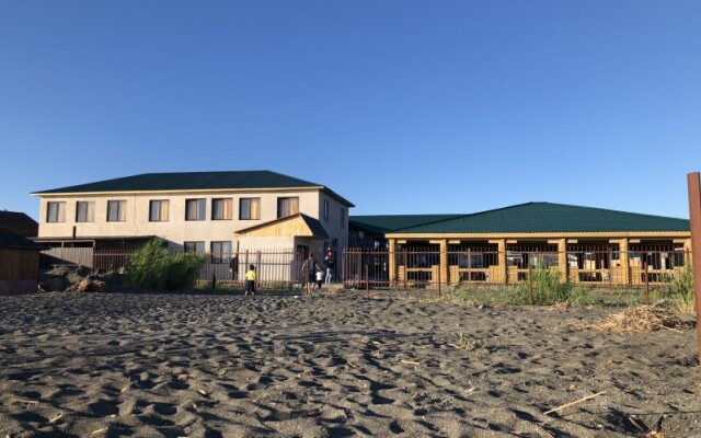Alazis Alakol Hotel