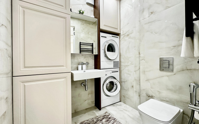 Skyroom Apartments