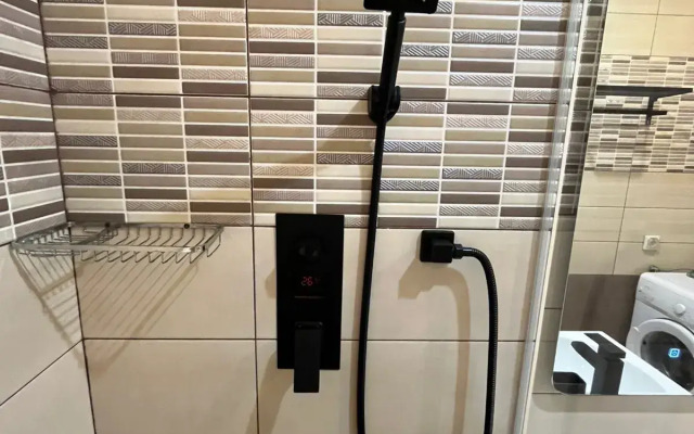 Uyutnaya Studiya v Tsentre Vzletki Flat