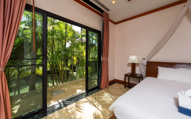 Traditional Thai 2BR in Baan Bua Estate Villa