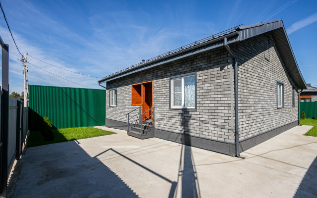 Частный дом с русской баней и банным чаном