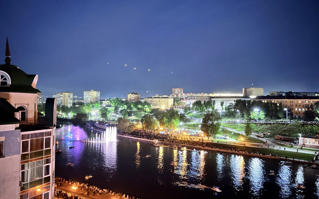 S Sovremennym Remontom I Bytovoy Tekhnikoy Flat