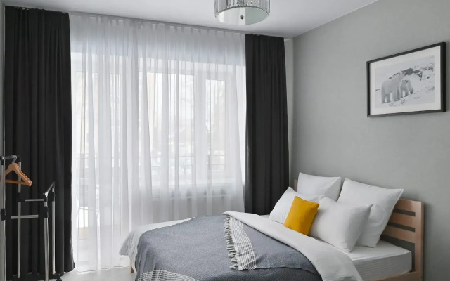 Baltiyskiy briz: tri komnaty u morya Flat