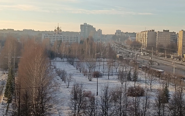 Ryadom S Mikrokhirurgiey Glaza Flat
