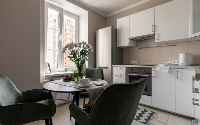 S dizaynerskim remontom na Leninskom prospekte Flat