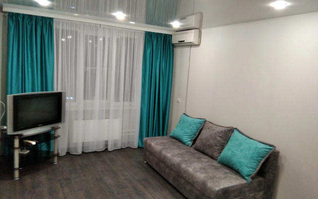 Uyutnaya Odnushka Lenina 120 Flat