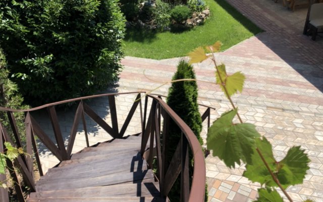 Villa Nikolaevka Guest House