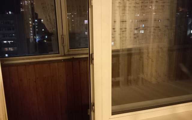 Апартаменты Квартира двухкомнатная, ул. Слободская, 16