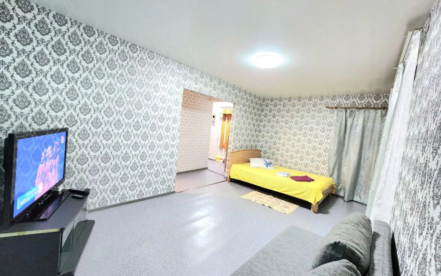 Апартаменты на Карла Маркса 115