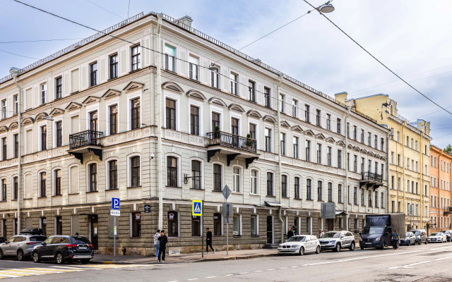 Квартира Стильная студия в 7 минутах от Невского проспекта