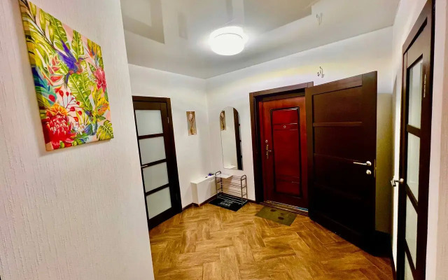 Centr vostok otlichnaja na Odesskaja 44k1 Apartments