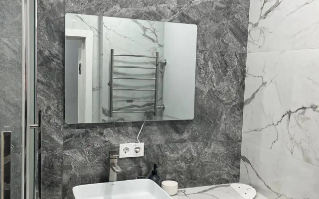 Квартира 1-комнатная на сутки Минск улица Игоря Лученка 2