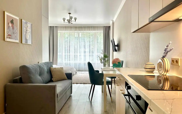 Studiya Nebesnaya Garmoniya ryadom s Arbatom Flat