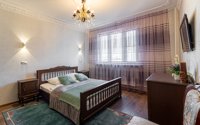 Vintazhnaya kvartira vozle metro Flat