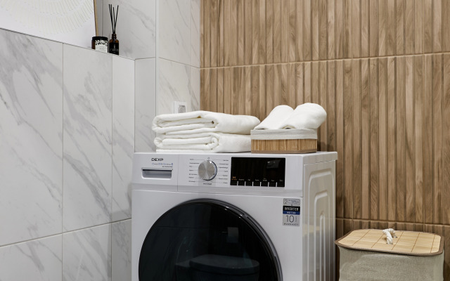 S Vidom Na Basseyn Apartments