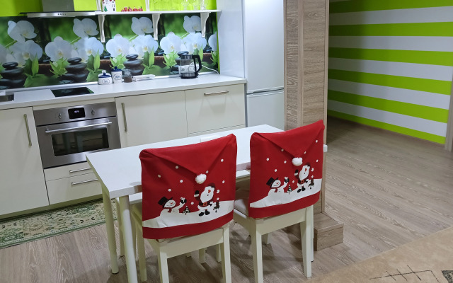 Двухкомнатная квартира в Частном Доме с Отдельным Входом