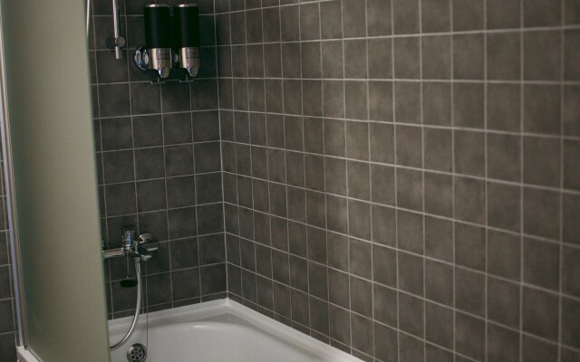 Dom 33 Apartments