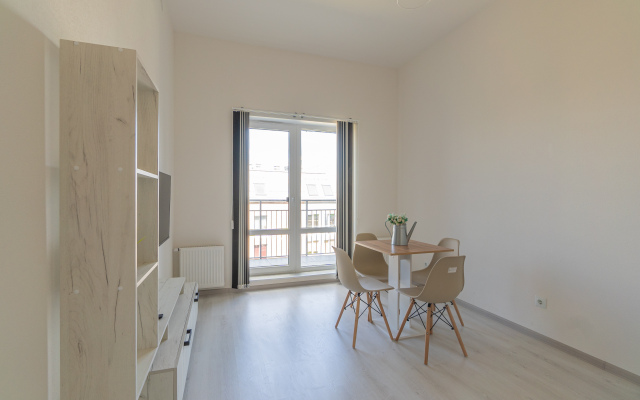 Апартаменты Двухкомнатная Квартира на Мансардном Этаже