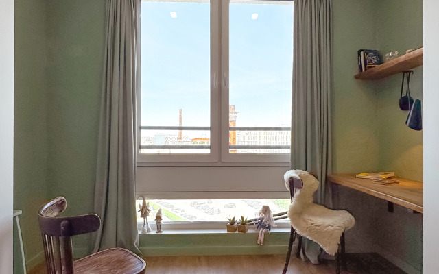 Yevrotreshka S Vidom Na Istoricheskiy Gorod Flat