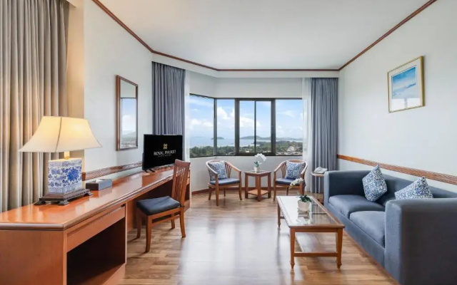 Отель Royal Phuket City Hotel