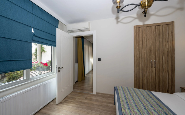 The Marions Suite Hotel