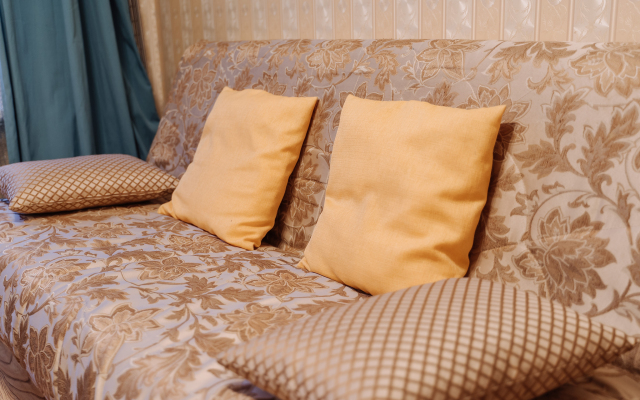 "9 Nochey" Na Sofyi Kovalevskoy 16 #1 Apartments
