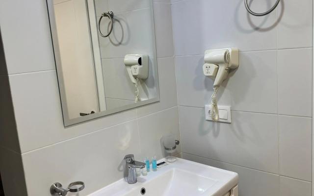 Alliance by Courtyard Hotel 5 KH Apartments