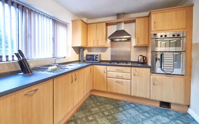Furzton Serviced Houses - Shortstay MK Guest House