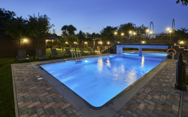Resort Ambient