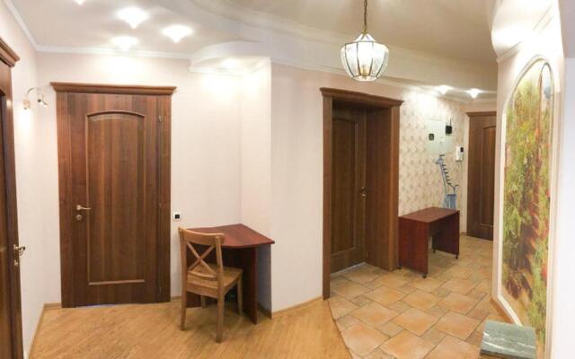 S Sadom Pavlovsk Apartments