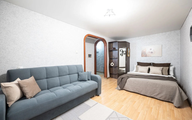 Pyat Zvyozd Skver Aloye Pole Apartments