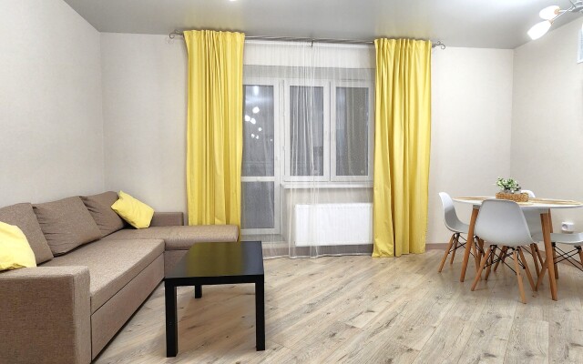 Yellow Apart Flat