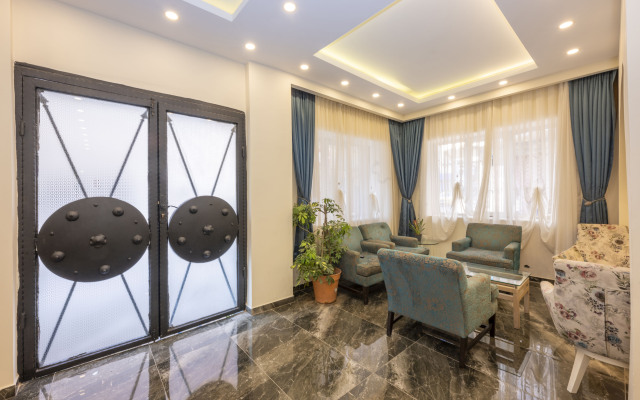 Legend Tulip Hotel