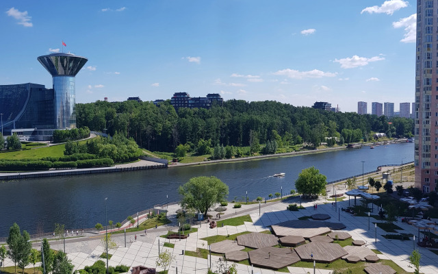 Na Naberezhnoy Flat
