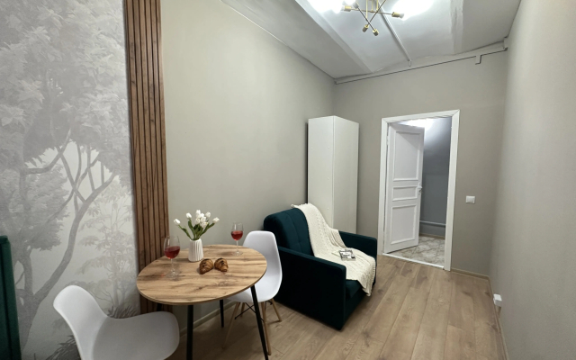 Меблированная Комната Уютная Рядом с Таврическим Садом