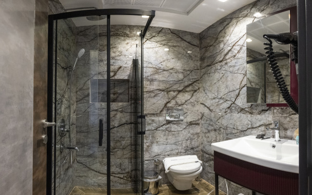 Heaven Premium Airport Hotel
