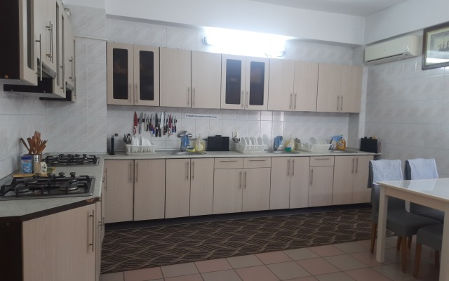 Na Pionerskom Prospekte 36/10 Guest house