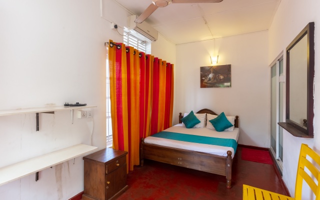 Yoho White Villa Hotel