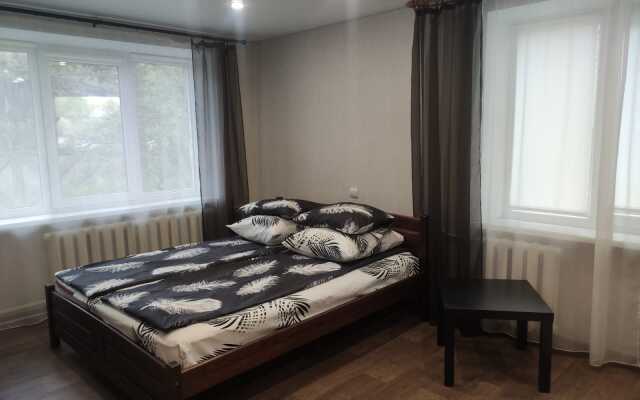 Yantarnye vykhodnye Flat