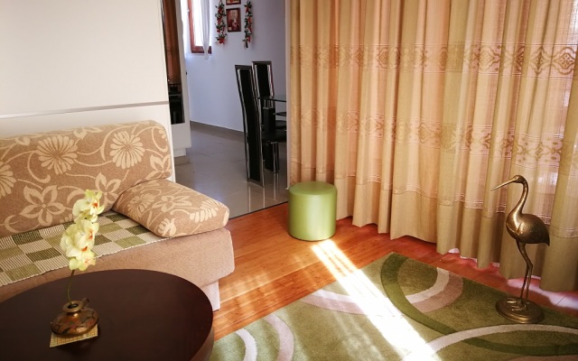 Gerbera Apartments