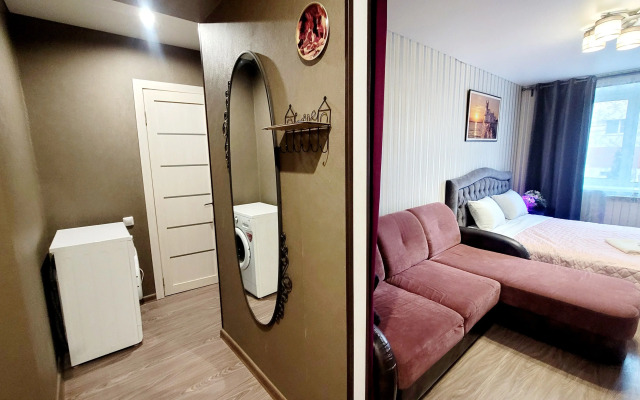 Na Lomonosova U Pruda Flat