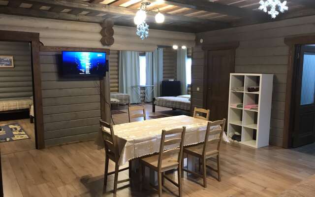 Dom u Lesa Guest House