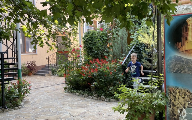 Elizaveta Guest House