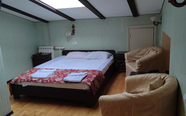 MK Classik Furnished Rooms