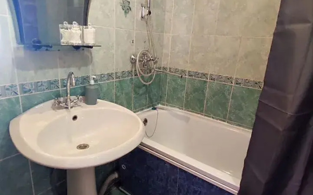 Апартаменты на Силина