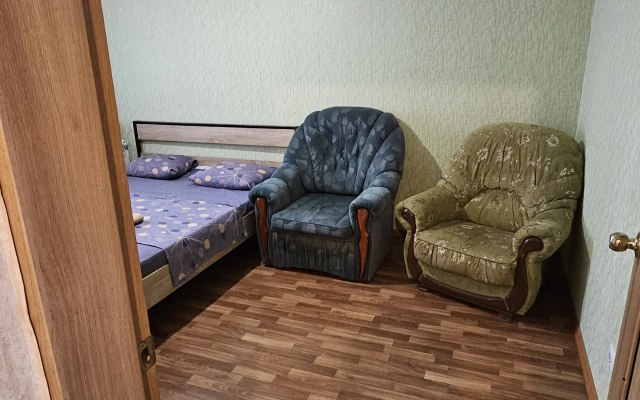 Квартира 2-комнатная на Клыкова 83