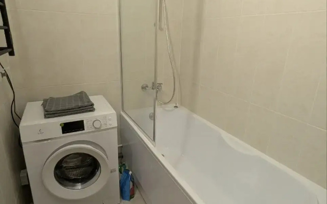 Квартира комфортная 2-х комнатная у метро Лесная