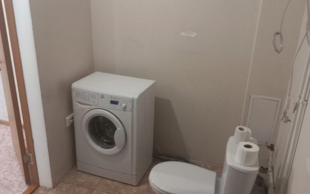 Апартаменты возле ТЦ Планета с 5 кроватями