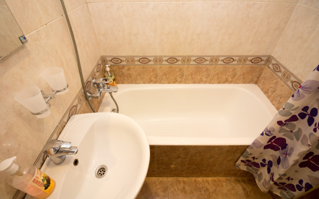 Na Yelninskoy 11/1 Apartment